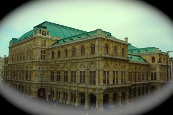 ВЕНСКАЯ ОПЕРА .